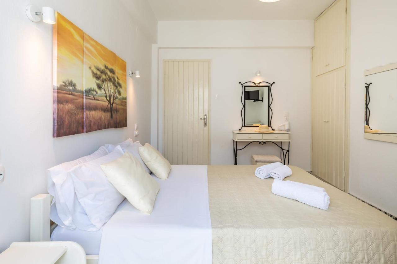 Marialena Rooms Skópelos Eksteriør bilde
